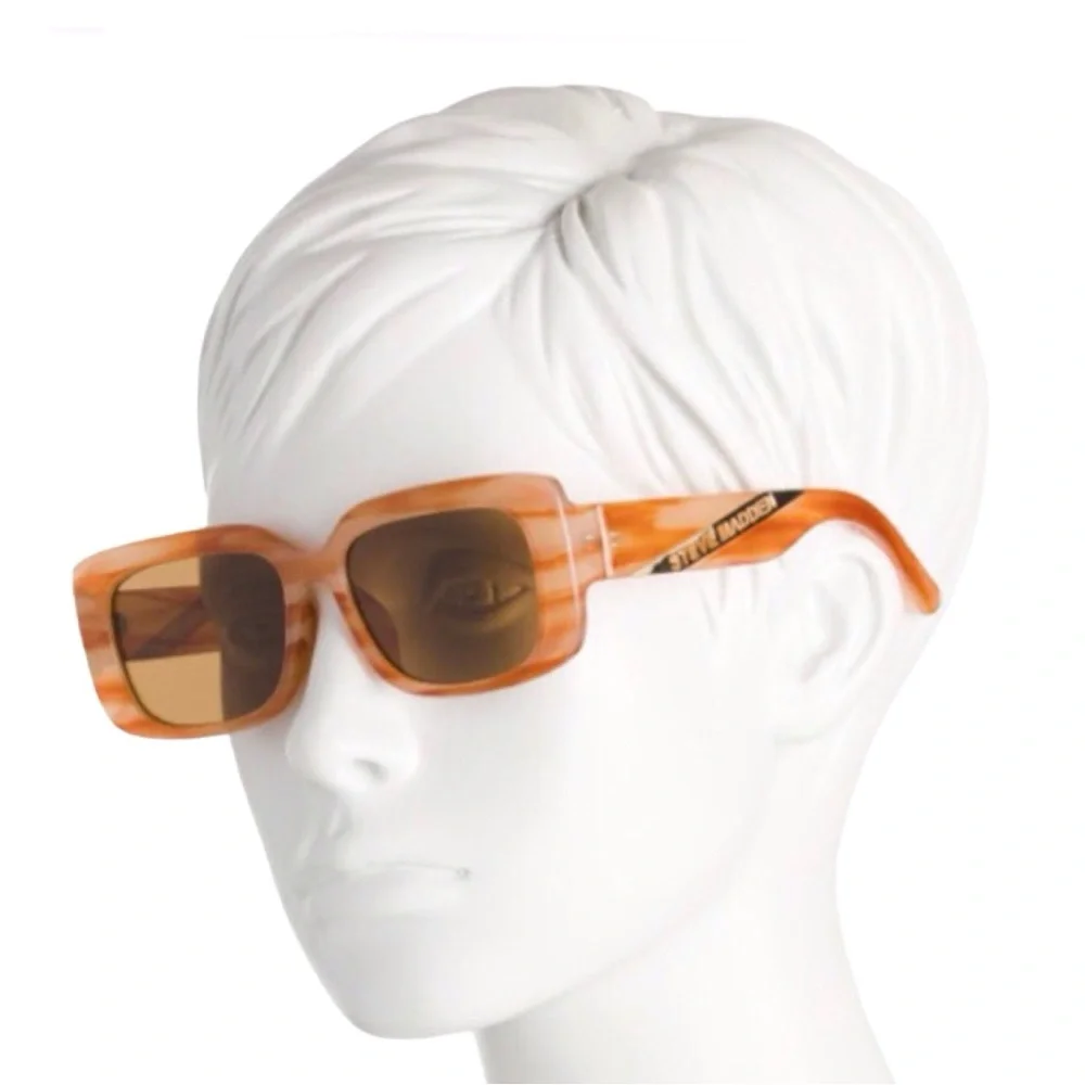 Steve Madden Rectangular Frame Sunglasses (NWT) (Size: OSFM) - Picture 2 of 6